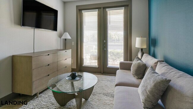 Foto del edificio - 14805 Grisby Rd