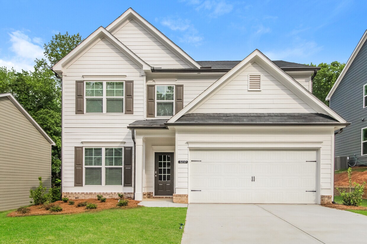3237 Lilac Creek Trl, Gainesville, GA House Rental in Gainesville, GA