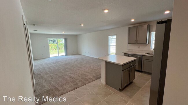 Building Photo - 3 br, 2 bath House - 186 Hurtig Ave NW