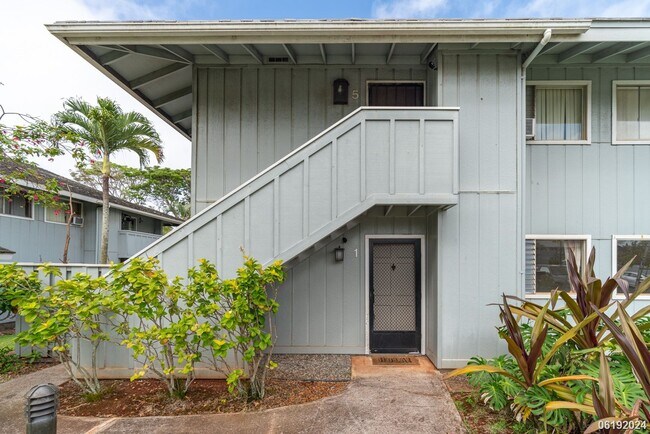 Foto del edificio - Desirable 2BR/1BA/1PKG in Waipio!! 94-1041...