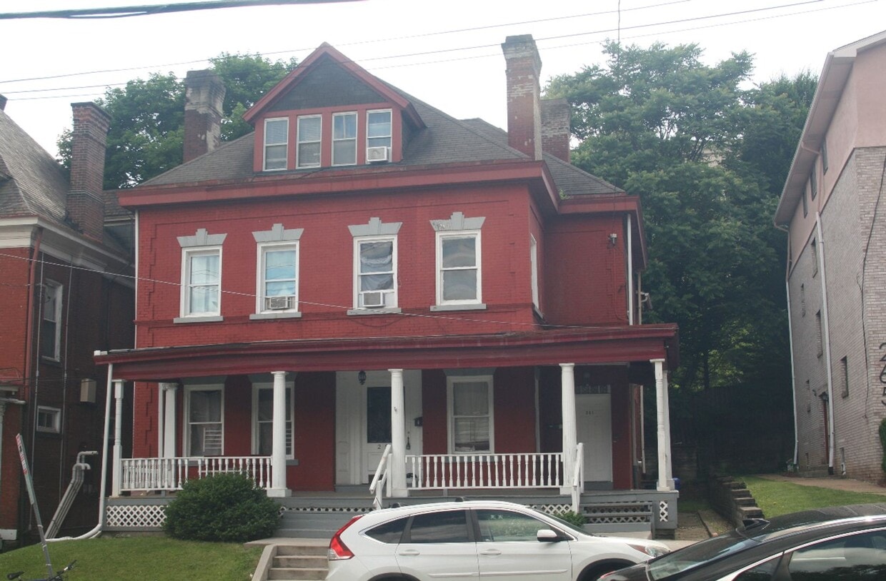 Primary Photo - 259-261 N. Dithridge Street (Full Service)