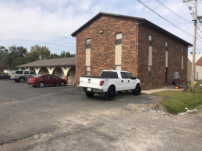 Building Photo - 116 E Missouri Blvd