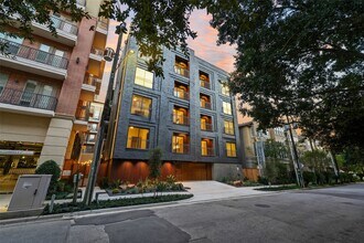 Building Photo - 170 Malone St