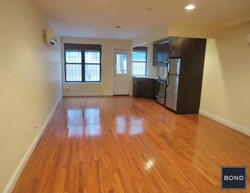 Building Photo - 167 W 126th St