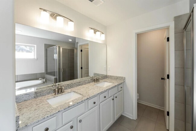 Foto del edificio - 140 Blue St