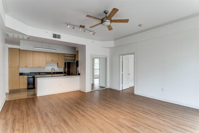 Foto del edificio - 3225 Turtle Creek Blvd