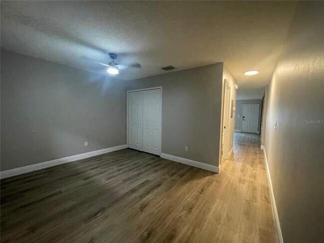 Building Photo - 2031 Fluorshire Dr