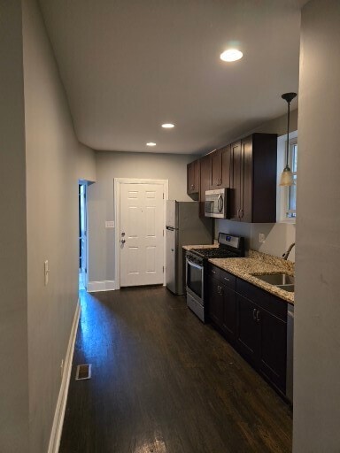 Building Photo - 7545 S Yates Blvd