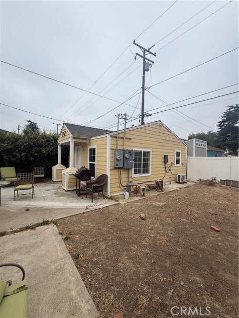 Building Photo - 1108 Freeman St