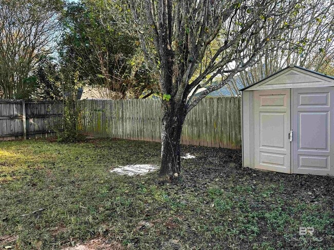 Building Photo - 611 Westchase Ct N