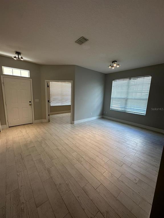 Building Photo - 14014 Eden Isle Blvd