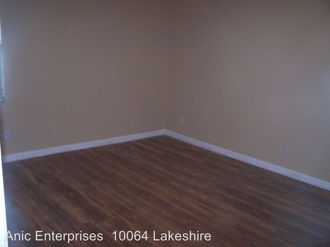 Building Photo - 10064 Squire Meadows Dr