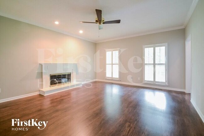 Foto del edificio - 516 Olde Towne Ln