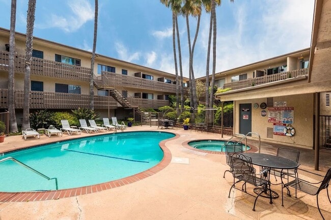 Foto del edificio - 26130 Narbonne Ave