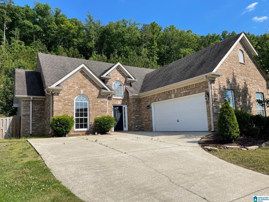 1156 Forest Lakes Way, Sterrett, AL 35147 House Rental in Sterrett