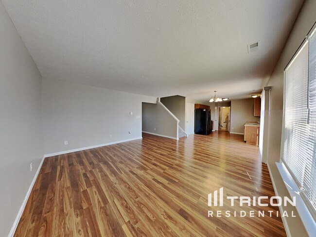 Building Photo - 7333 Graymont Dr