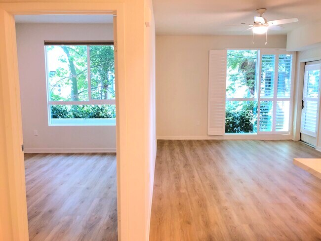 Building Photo - 12655 Bluff Creek Dr