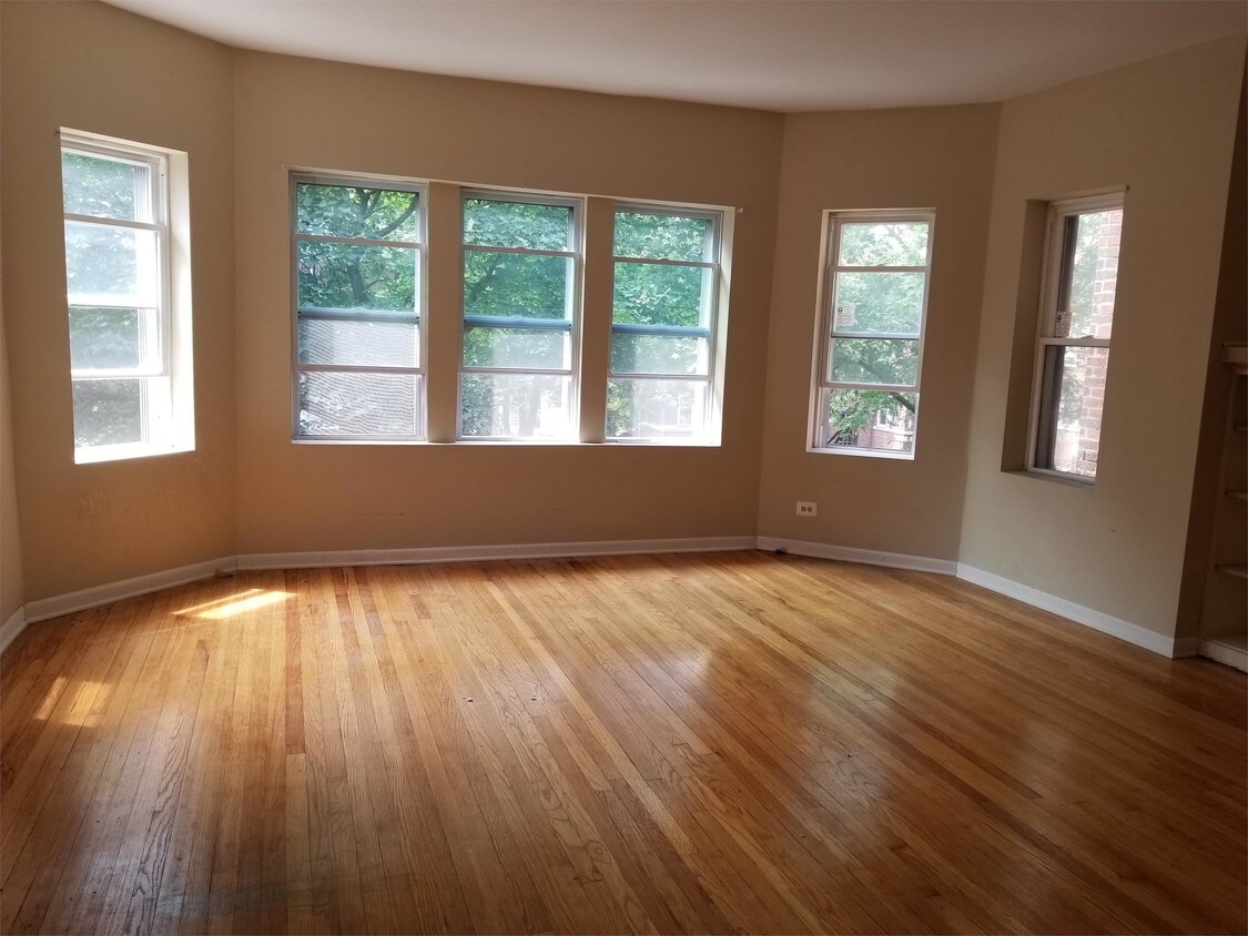 Foto del edificio - 8135 S Evans Ave