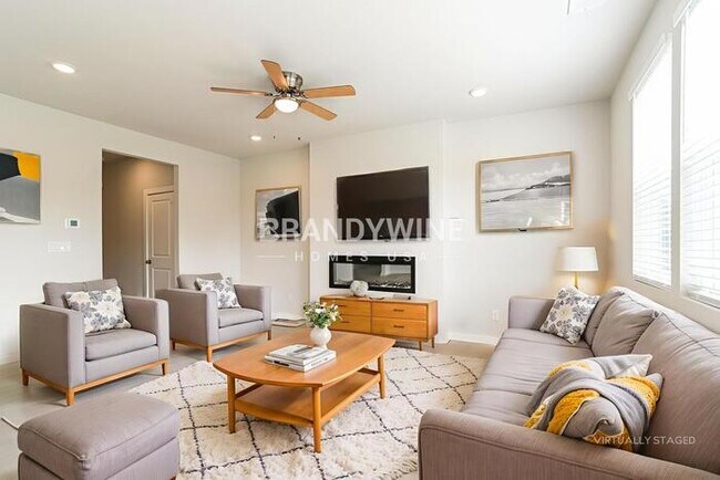 Building Photo - 2421 Appalachian Trl Dr