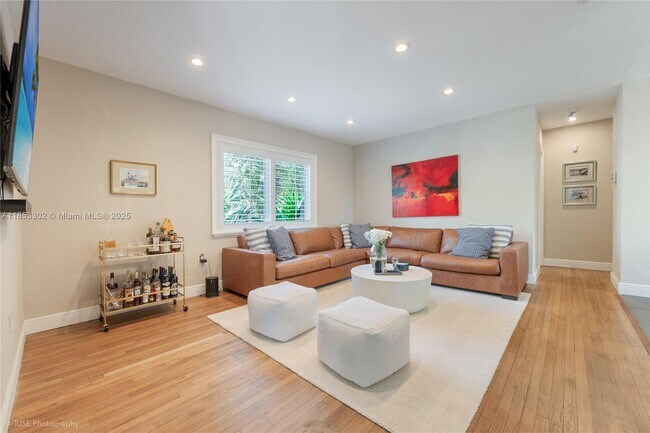 Foto del edificio - 5830 SW 51st St