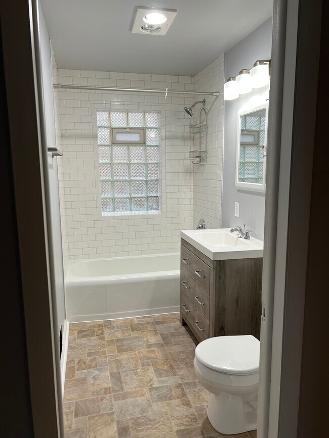 Foto del edificio - 2640 S 69th St