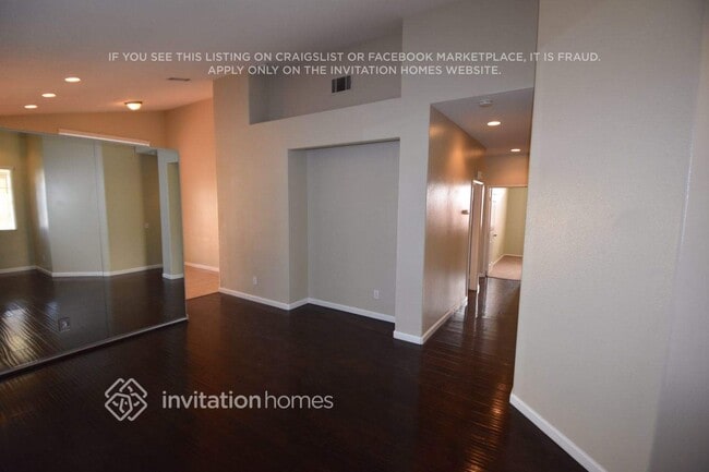 Foto del edificio - 12037 Reichling Ln