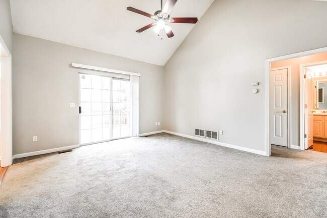 Building Photo - 203 Hickory Ln