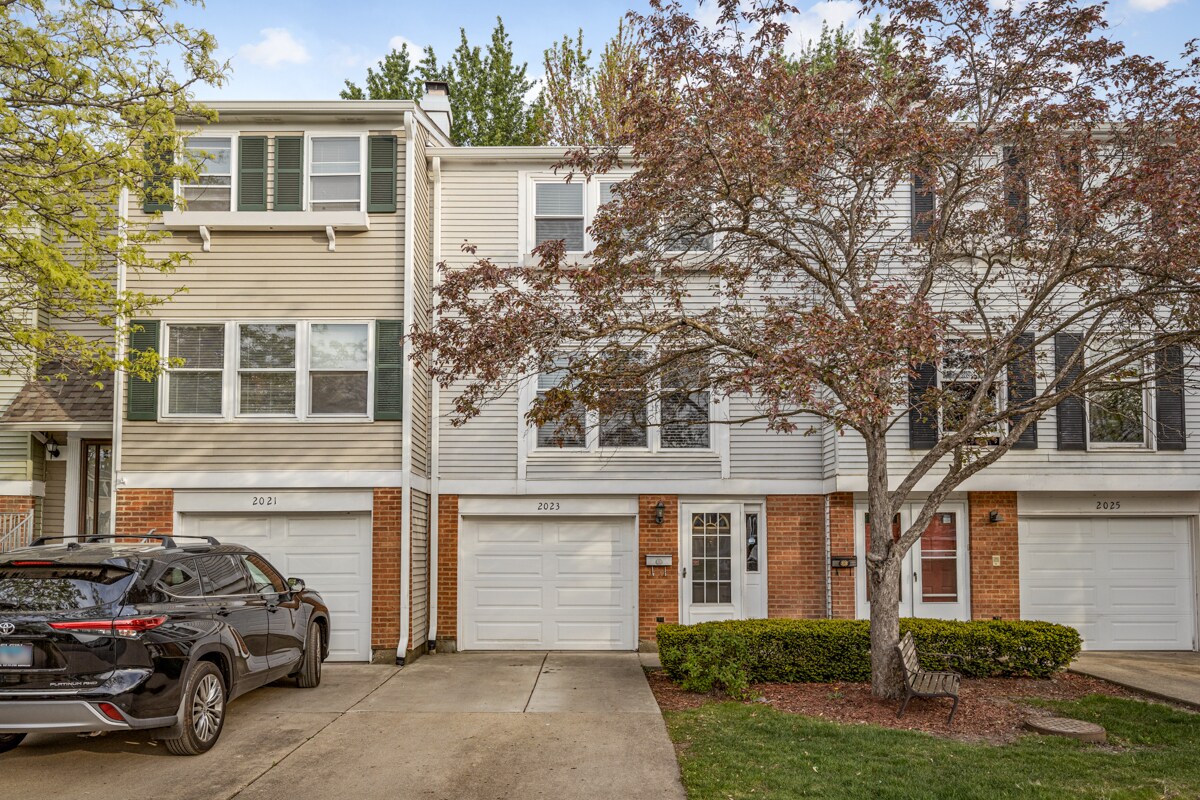 2023 Stanley Ct, Schaumburg, IL 60194 Townhome Rentals in Schaumburg