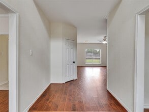 Building Photo - 4510 Chestnut Meadow Dr