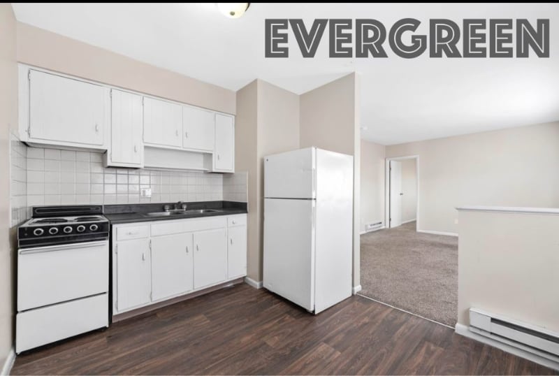 800 Harrisburg Pike Unit 1/1, Southwest Columbus, OH 43223 Room for