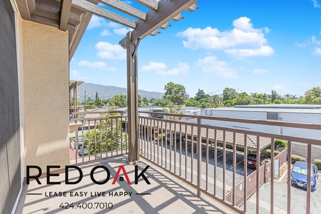 Building Photo - 633 W Rte 66