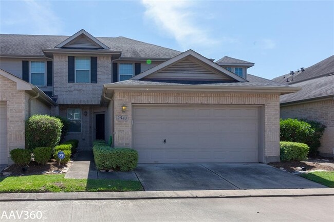 Building Photo - 2943 Meadowglen Crest