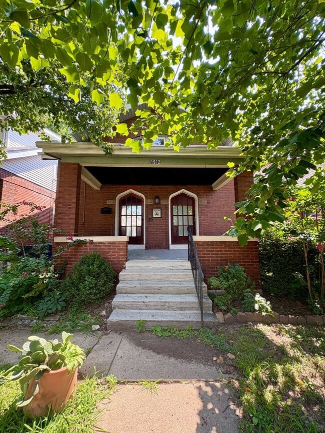 Building Photo - 1912 McCausland Ave