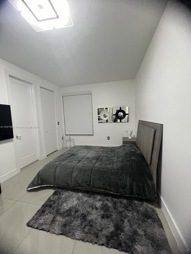 Foto del edificio - 6312 NW 105th Pl