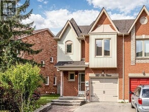 Building Photo - 225 Kelso Crescent