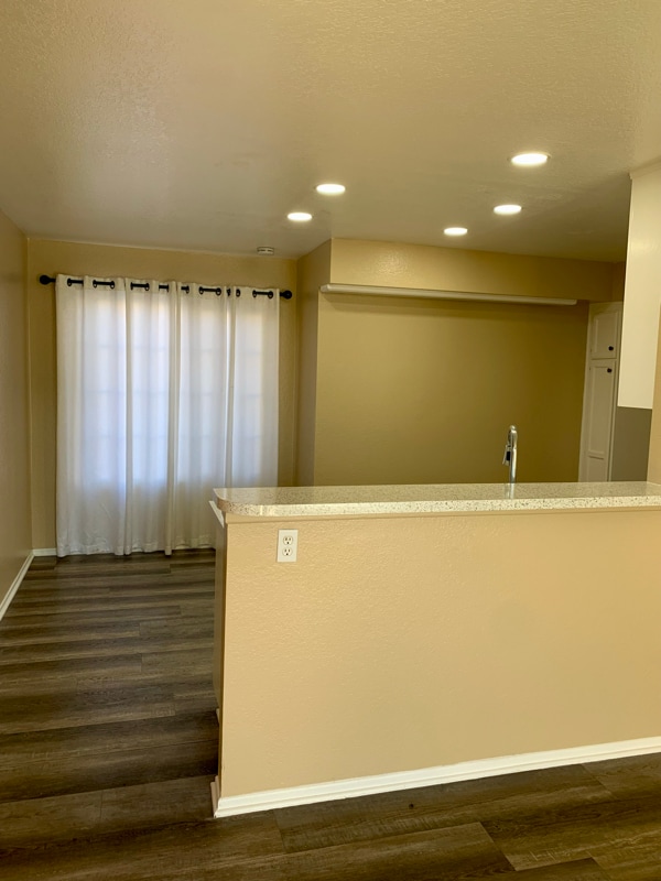 Foto del edificio - 1365 Crafton Ave