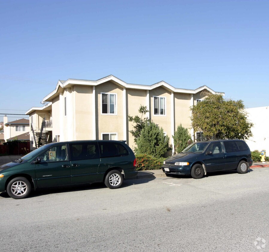 Building Photo - 432 Richmond Dr