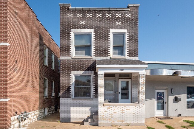 Building Photo - 5719 Gravois