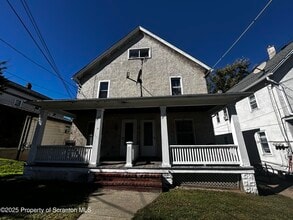 Building Photo - 1115 Monroe Ave