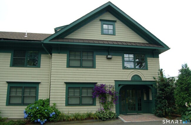 Foto del edificio - 365 Westport Ave