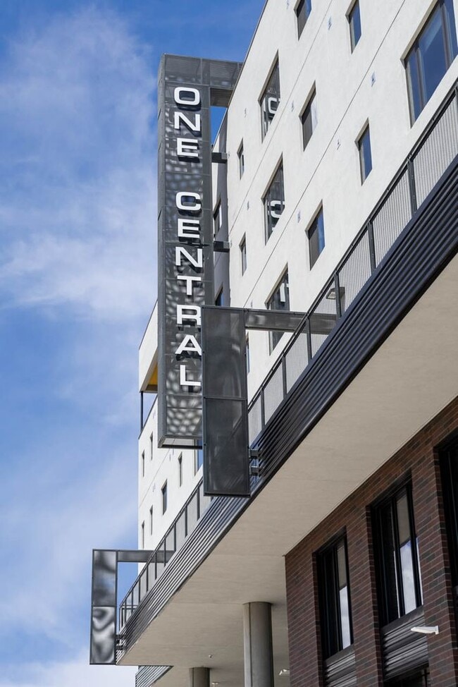 Interior Photo - One Central