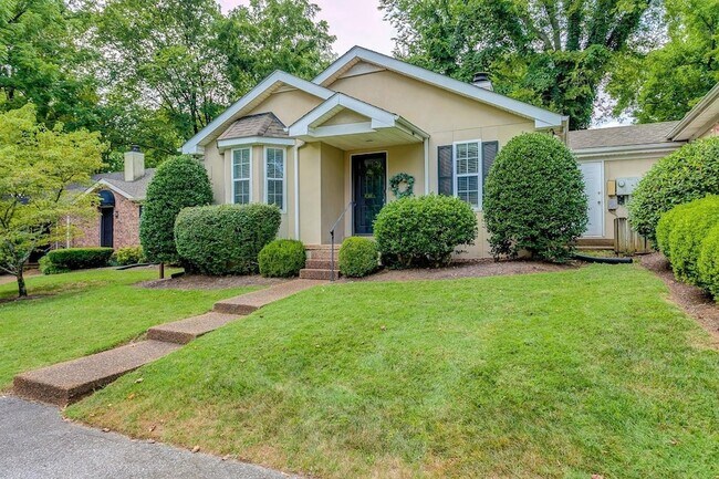 Foto del edificio - 1001 Clifton Ln