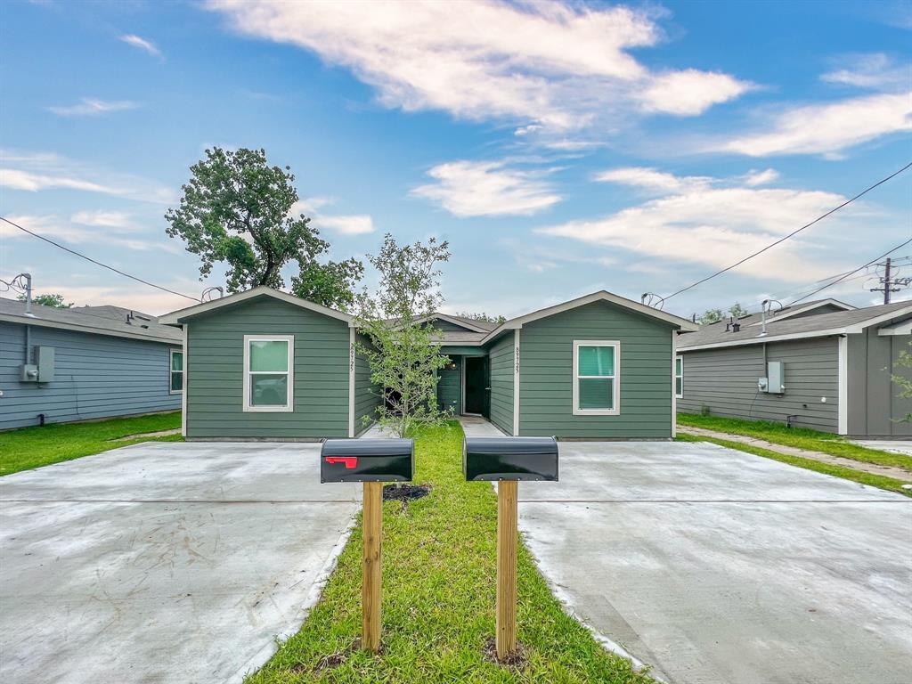 Foto principal - 9725 Yuma St