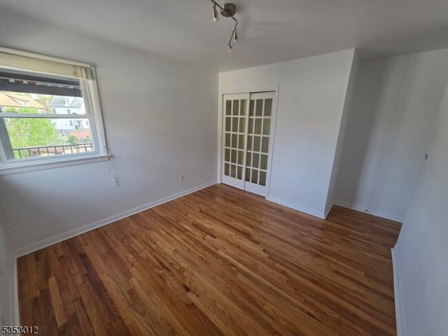 Building Photo - 212 Mellon Pl