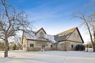 Building Photo - 16W125 89th Pl
