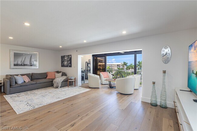Foto del edificio - 2880 Gulf Shore Blvd N