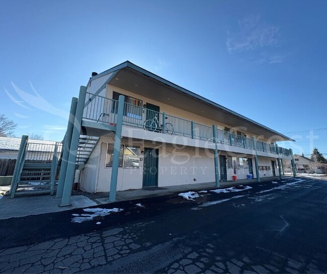 Building Photo - 17/19 S. Roosevelt