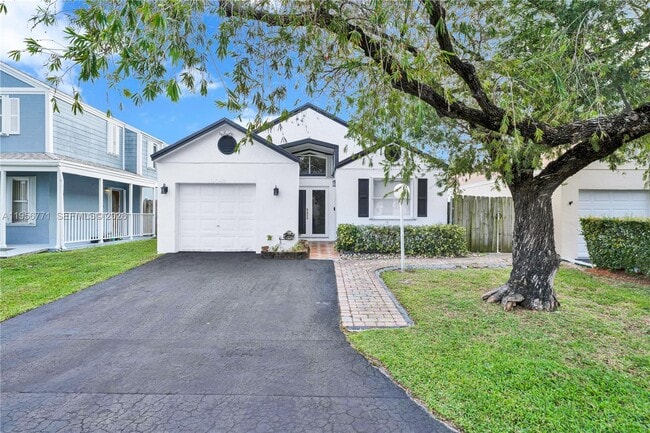 Building Photo - 10048 SW 222nd St