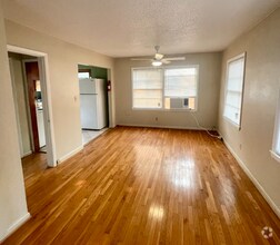 Building Photo - 2017 E 38th St