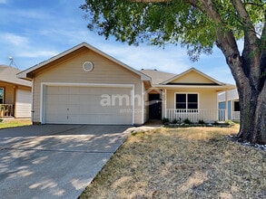 Building Photo - 1576 Sandhurst Dr